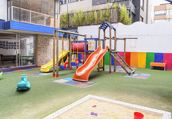 Jardín Infantil Cascanueces Preescolar - Espacios recreativos